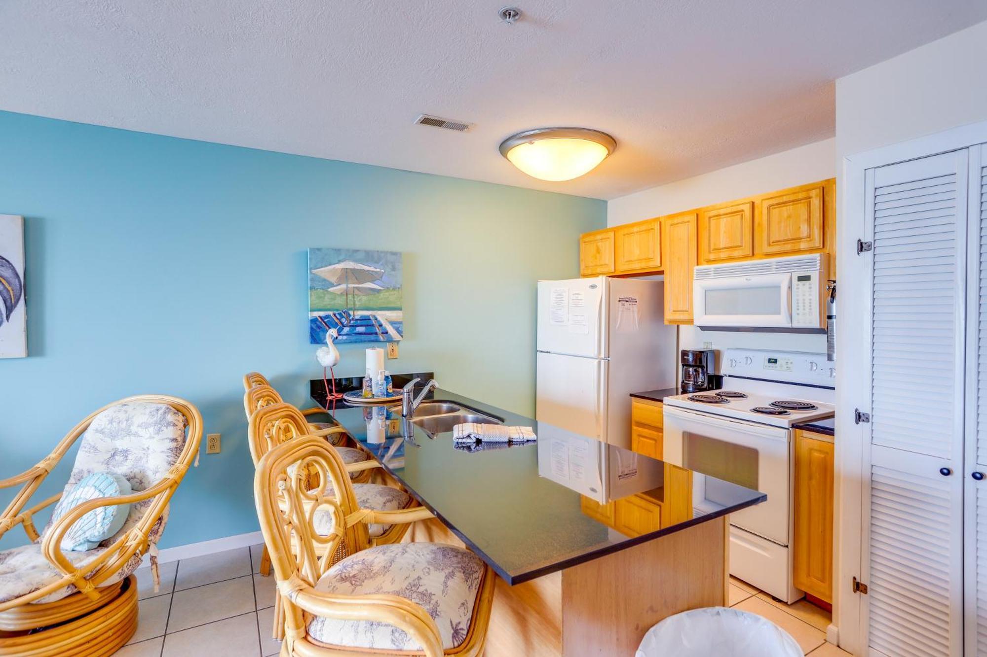 Waterfront Middle Bass Condo With Pool Access! Put-in-Bay Kültér fotó