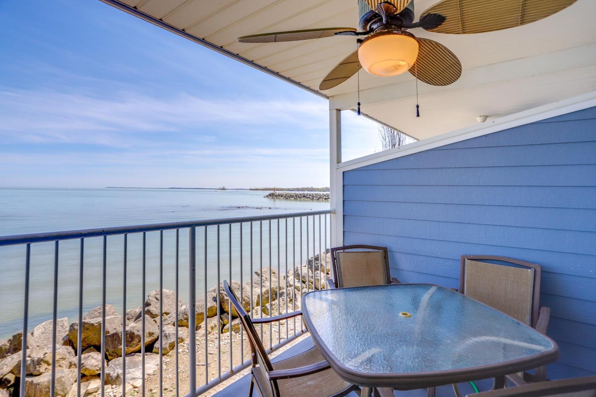 Waterfront Middle Bass Condo With Pool Access! Put-in-Bay Kültér fotó